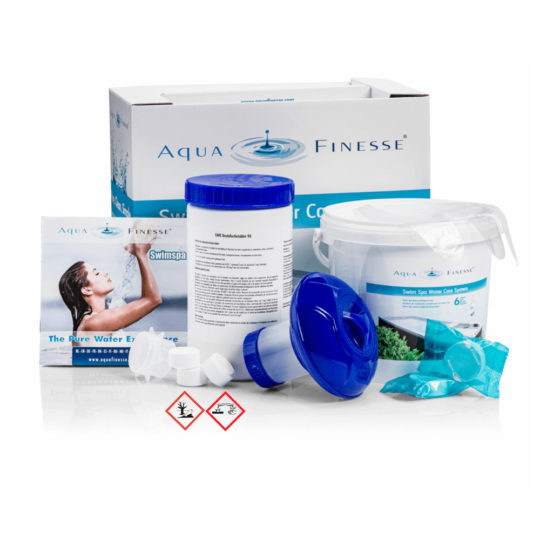AquaFinesse Swim Spa Box mit Chlortabletten